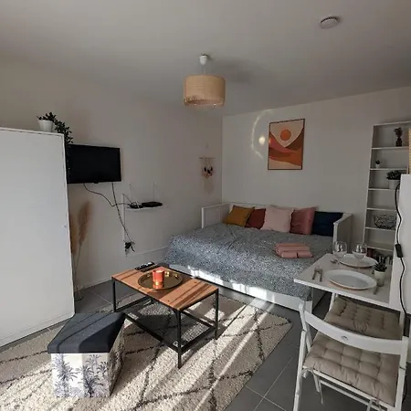 Studio Rambouillet, Parc & Foret Appartement *